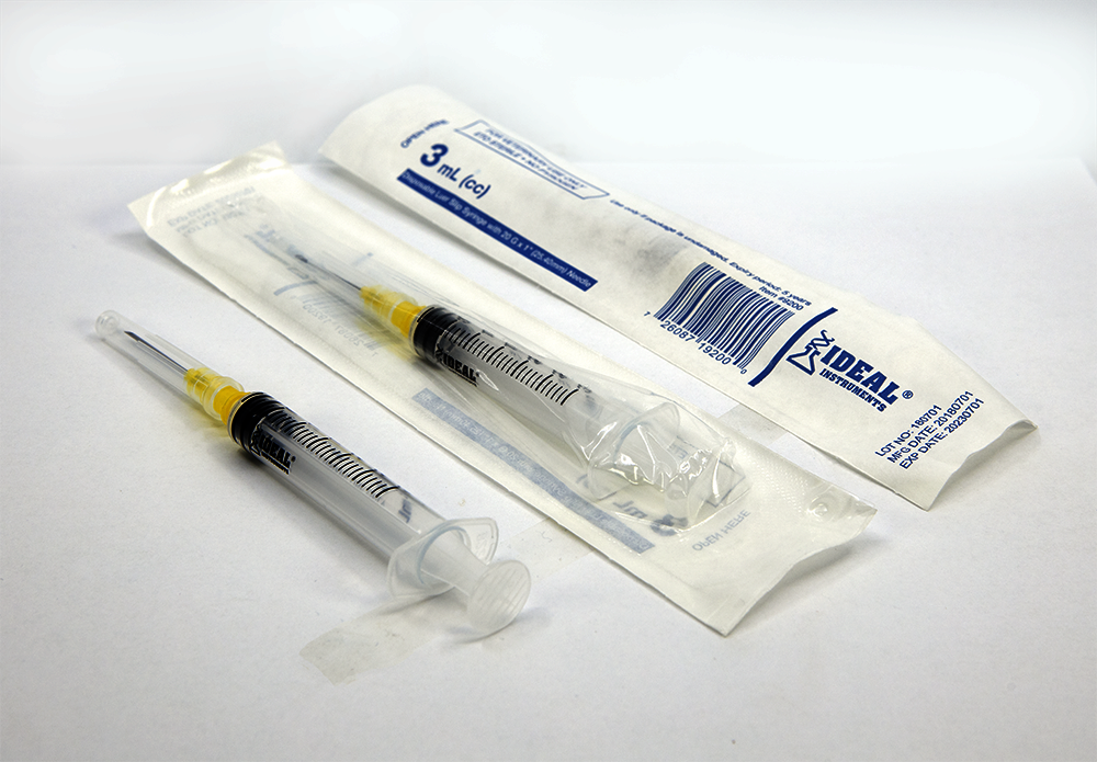 Ideal® 3cc Disposable Syringe with 22 ga x 3 / 4 inch Needle